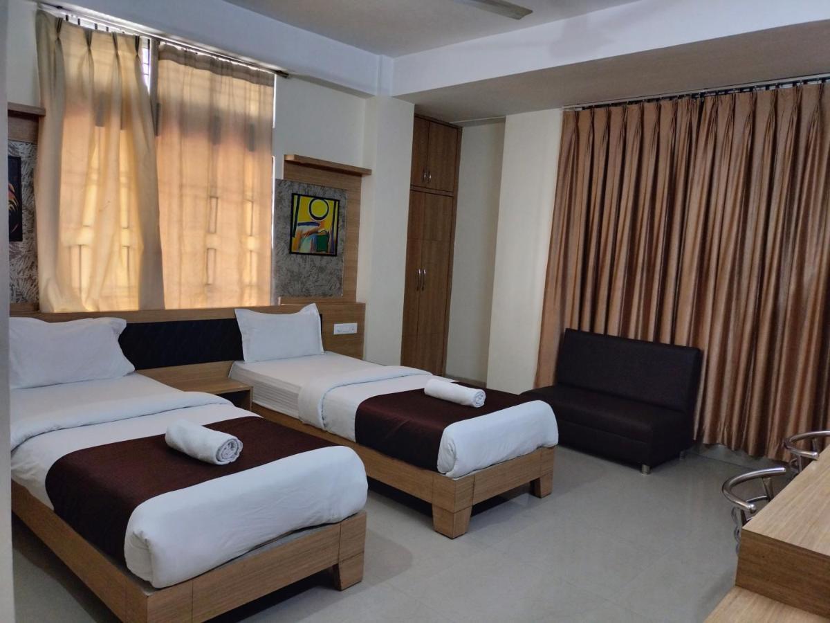 Hotel Jaysha Ґувахаті Екстер'єр фото