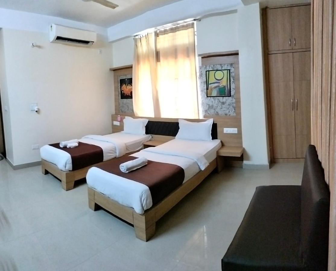 Hotel Jaysha Ґувахаті Екстер'єр фото
