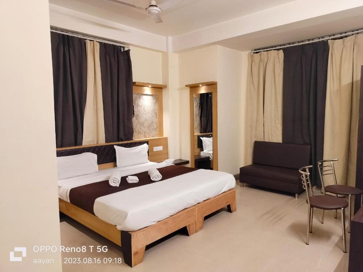 Hotel Jaysha Ґувахаті Екстер'єр фото